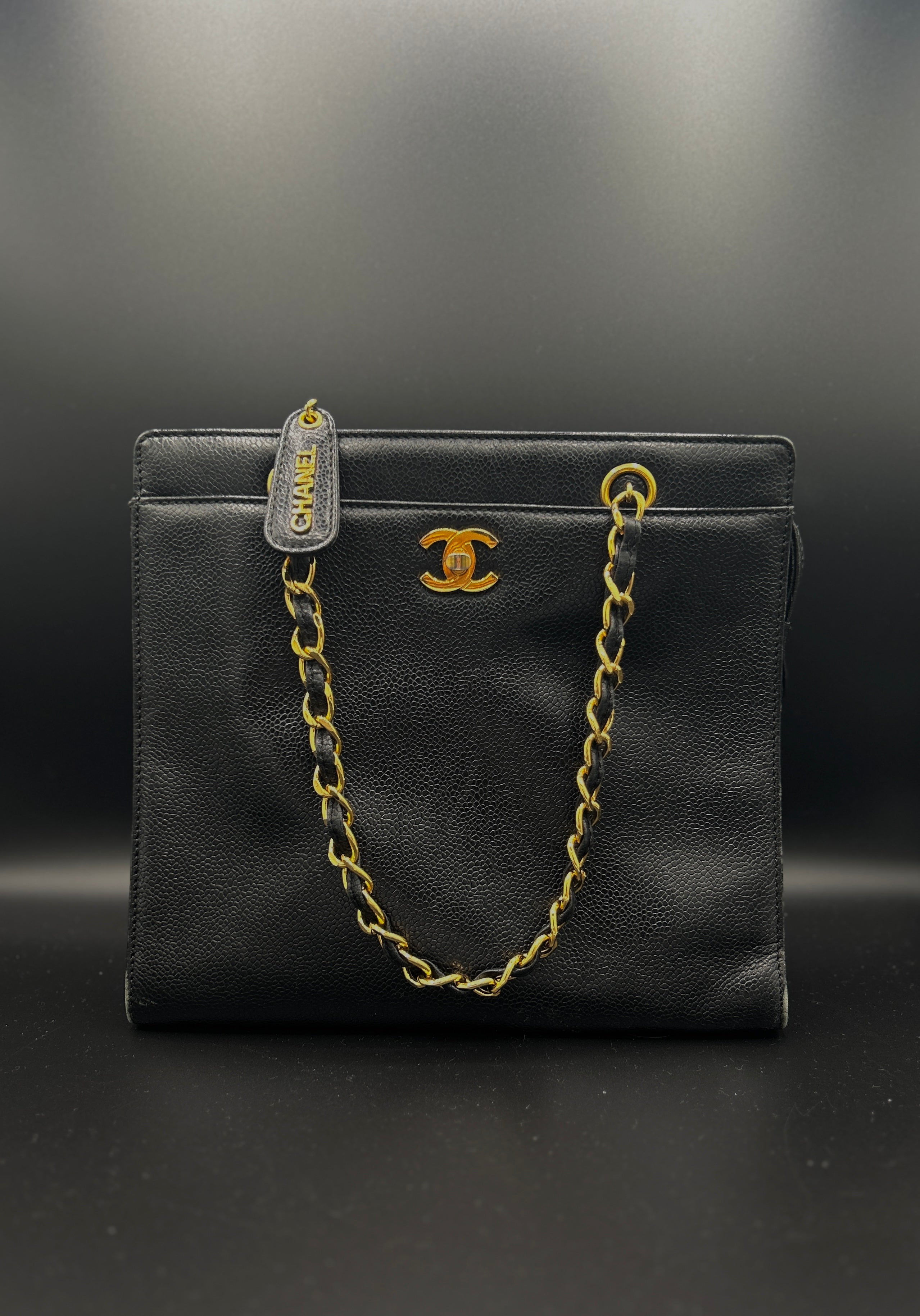 CHANEL- CAVIAR 1999 VINTAGE